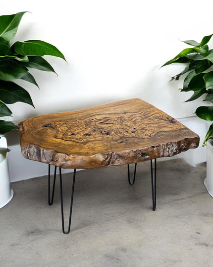 Live Edge Walnut Coffee Table, Wood Side Table, Rustic Side Tables, Rustic Round Walnut Table, Unique Coffee Table, Handcrafted Coffee table