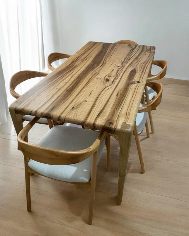 Solid Walnut Dinner Table, Wooden Kitchen Table, Live Edge Walnut Dining Table, Solid Walnut Table, Wood Table, Walnut Table