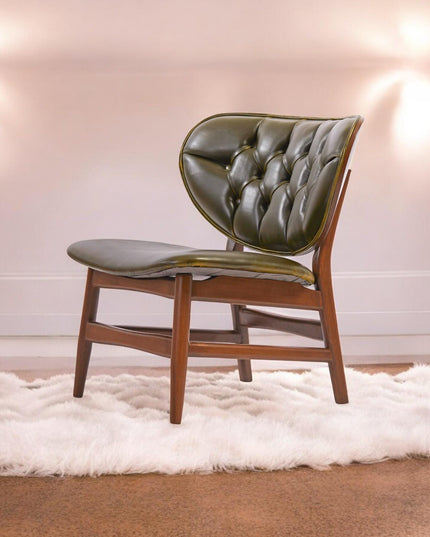 Elegant Walnut Lounge Chair, Cozy Sherpa Accent Chair for Living Room & Workspace, Solid Wood Bergere, Customized Bergere, Lounge Chair